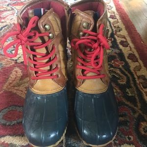Size 9 Tommy Hilfiger boots